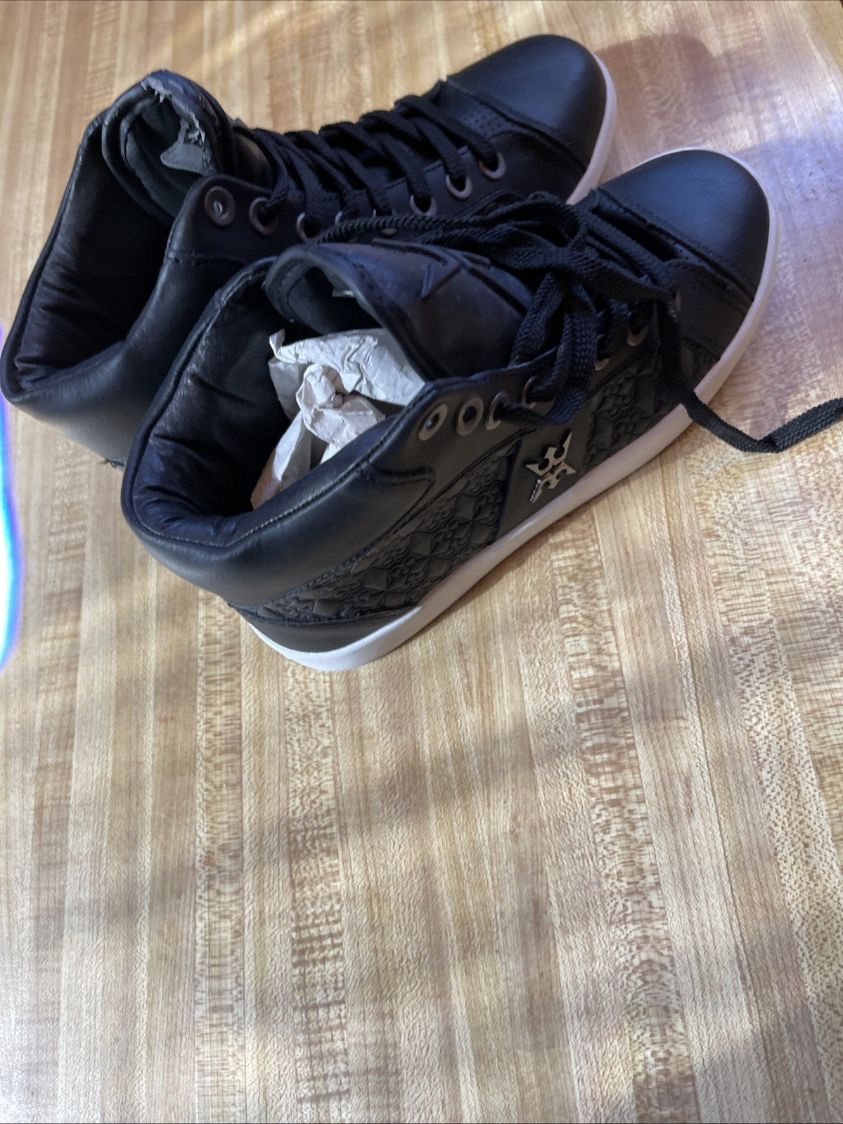Miggy Sneakers Size 7