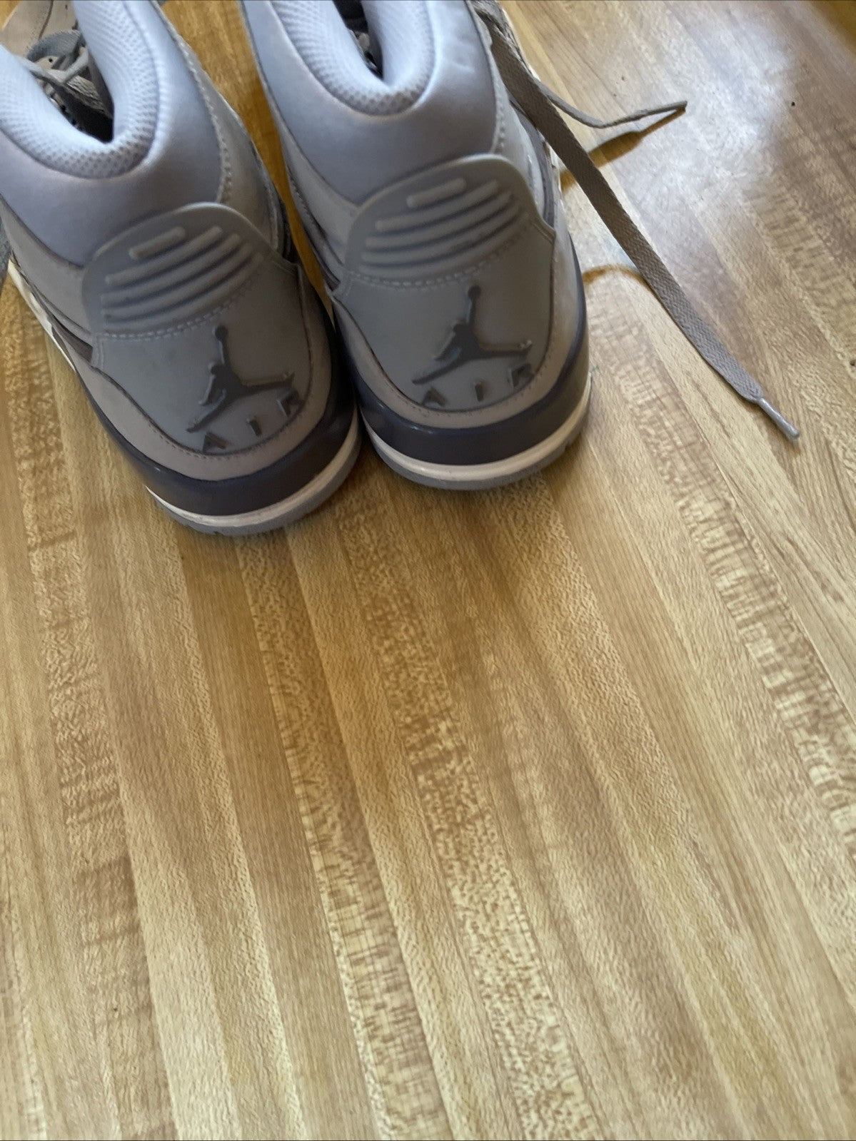 Nike Air Jordan Legacy 312 Wolf Grey Size. 9