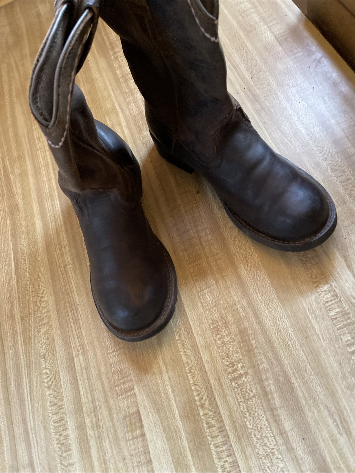 Ariat Boots Women’s 7.5