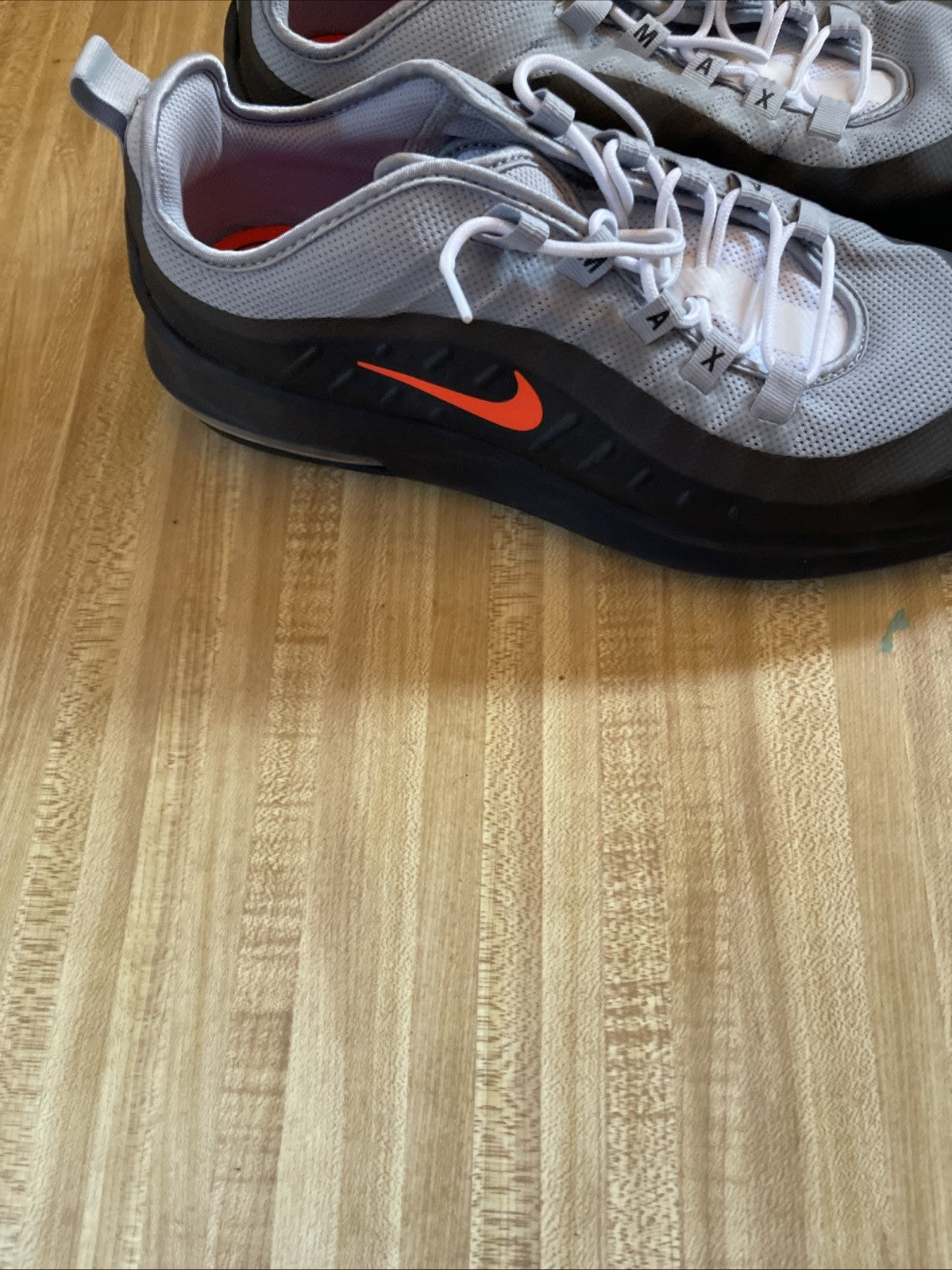 Nike Air Max Axis Size 13