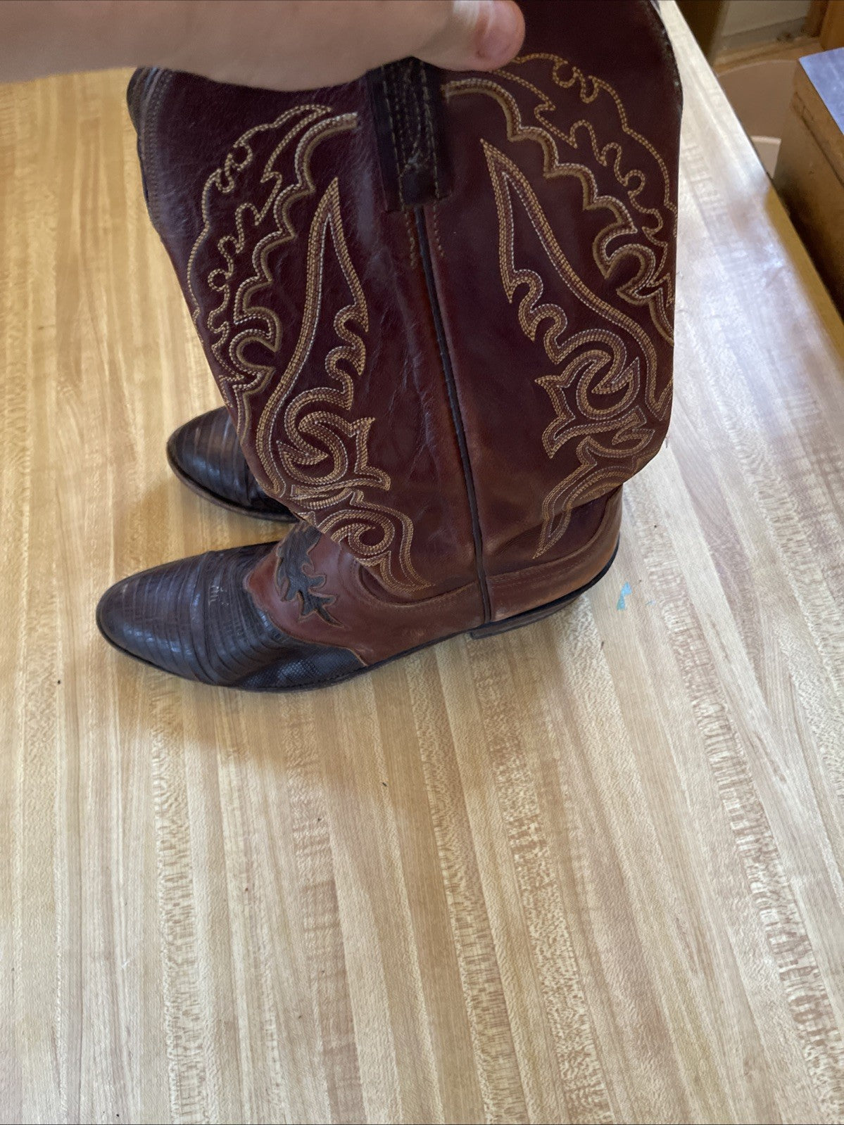 lucchese 1883 mens boots 10D