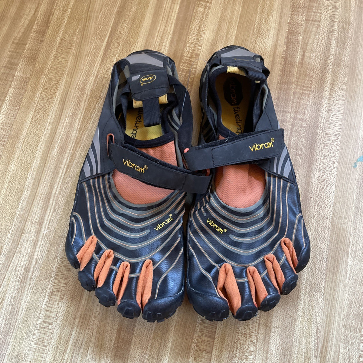 vibram fivefingers 44/11