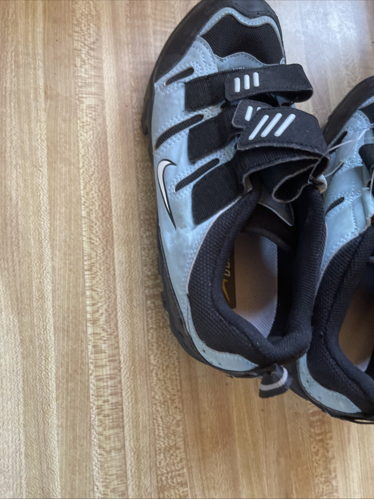 Nike Cycling Shoes Women’s 8