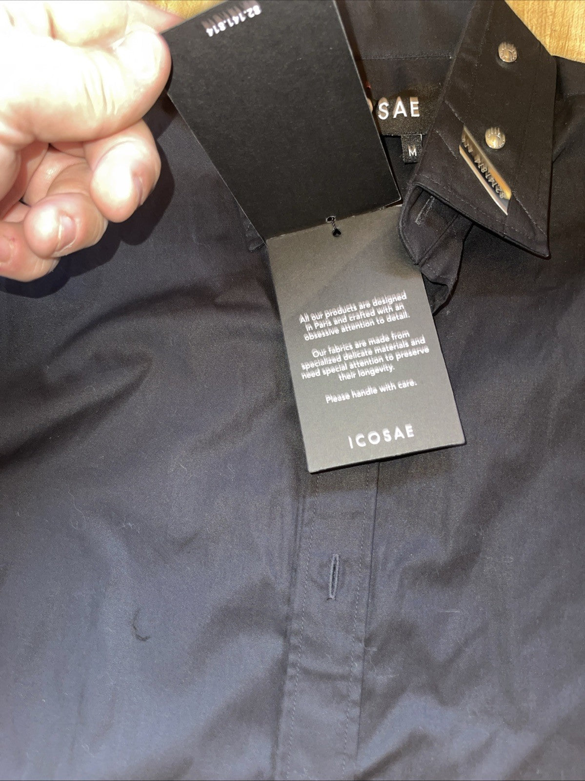 Icosae Button Up Medium NWT 