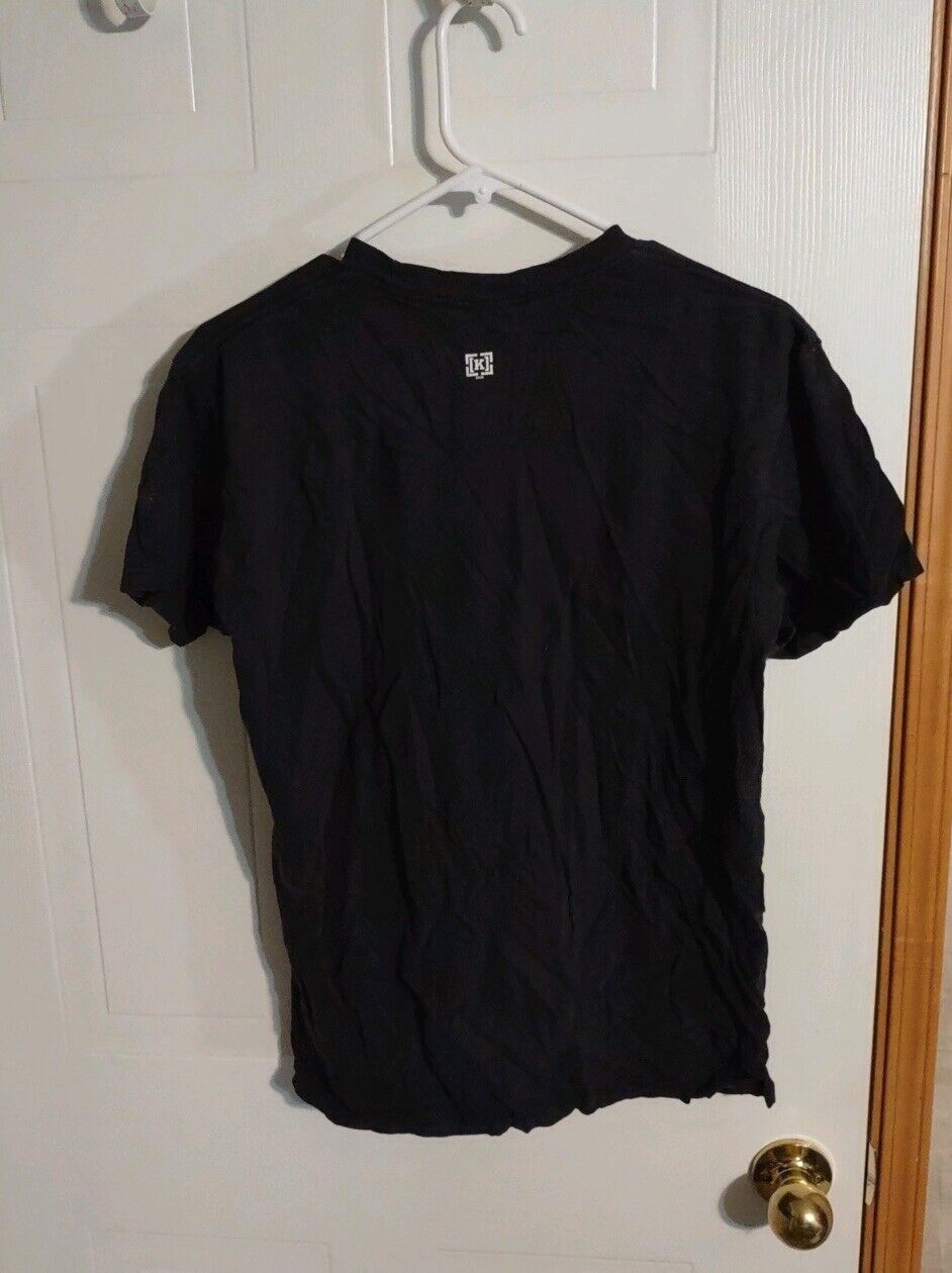 Krew T Shirt Medium 