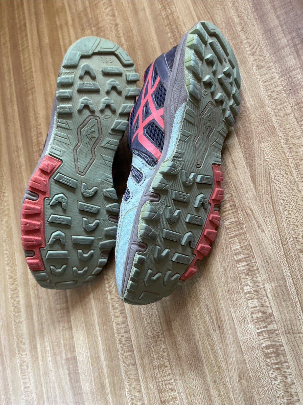 ASICS Gel Full Attack 5 Size 7.5