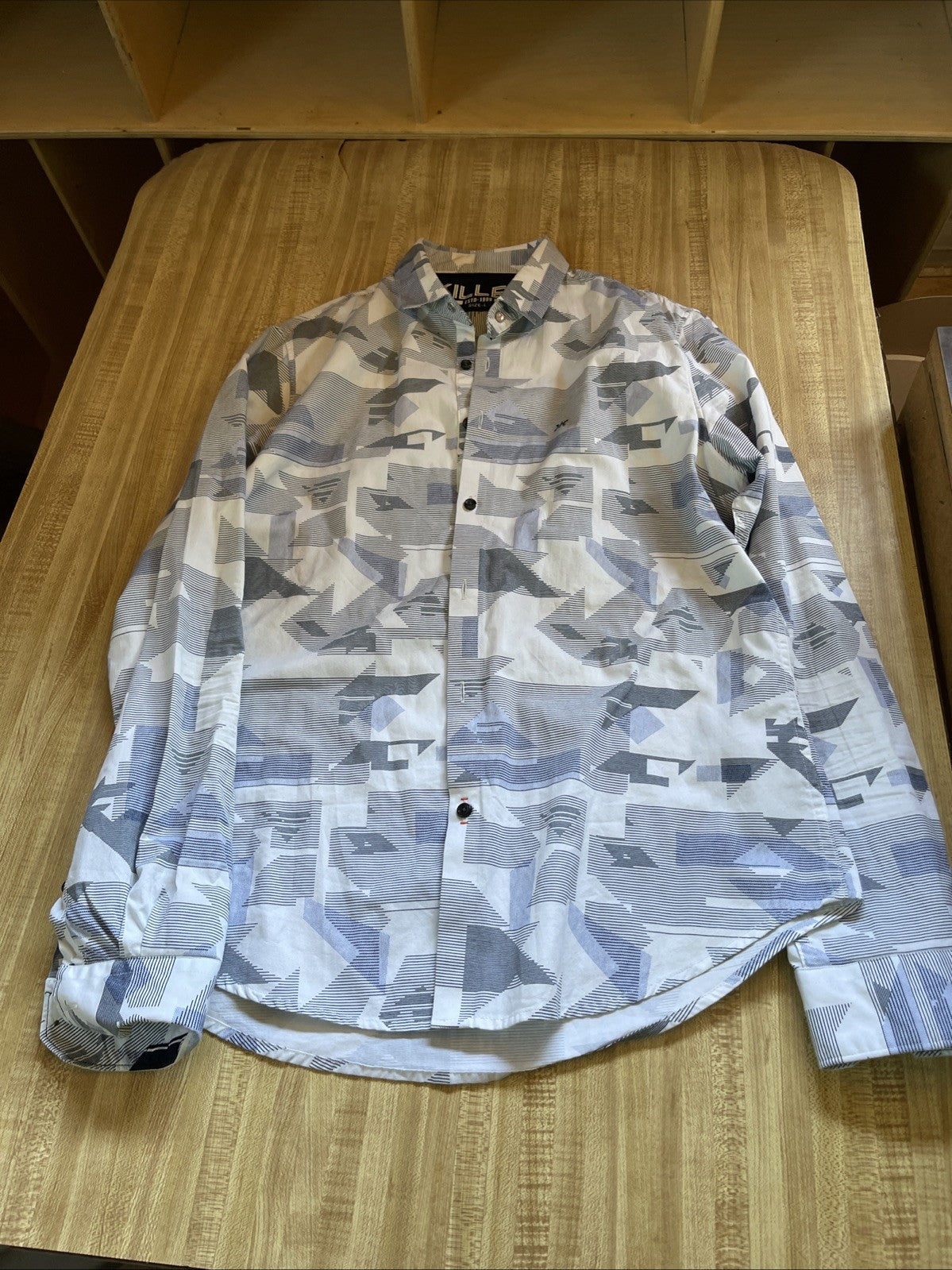 Killer Superior Casual Brand Button Up Large 
