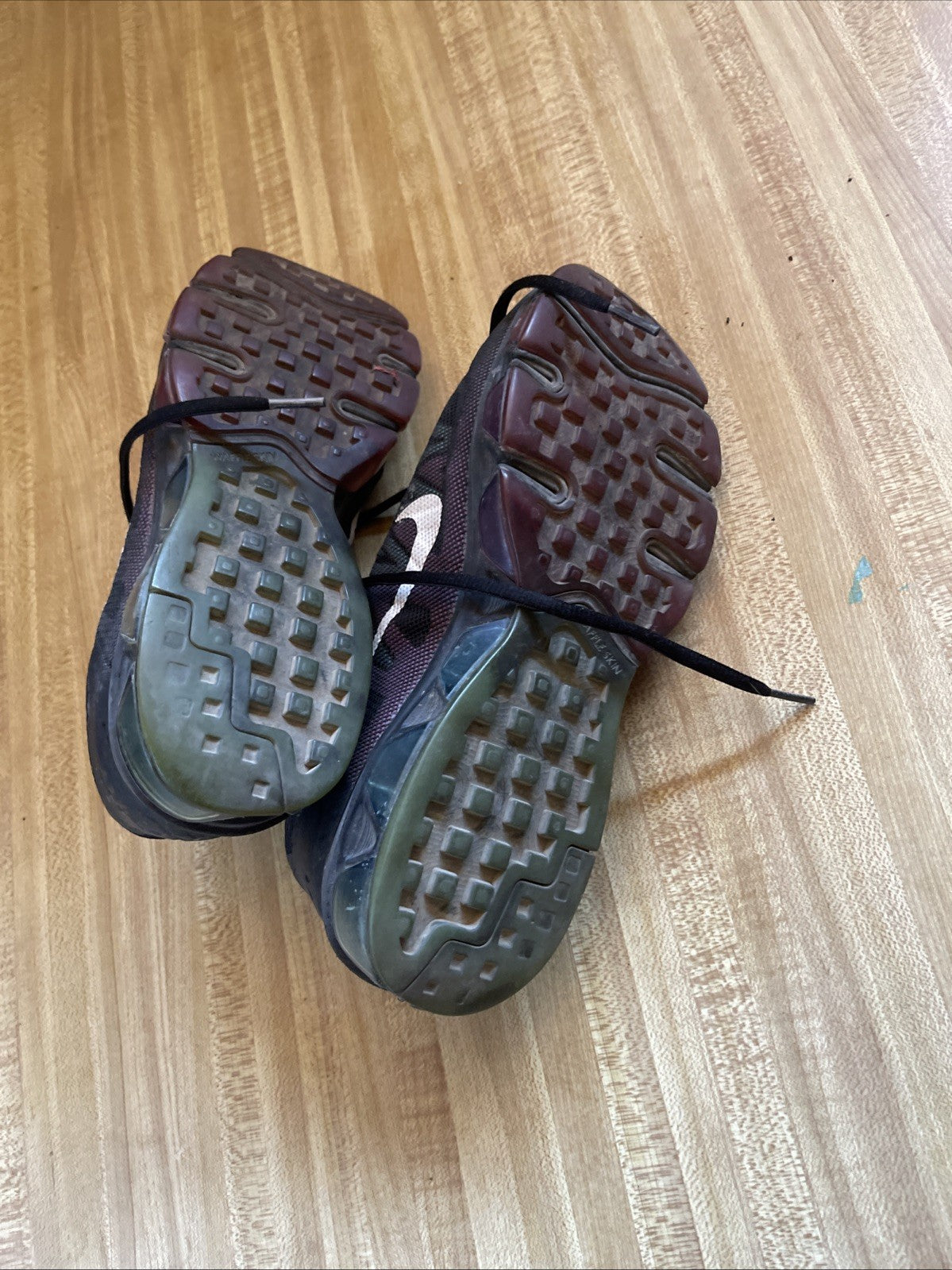 Nike Tailwind 7 Size 8