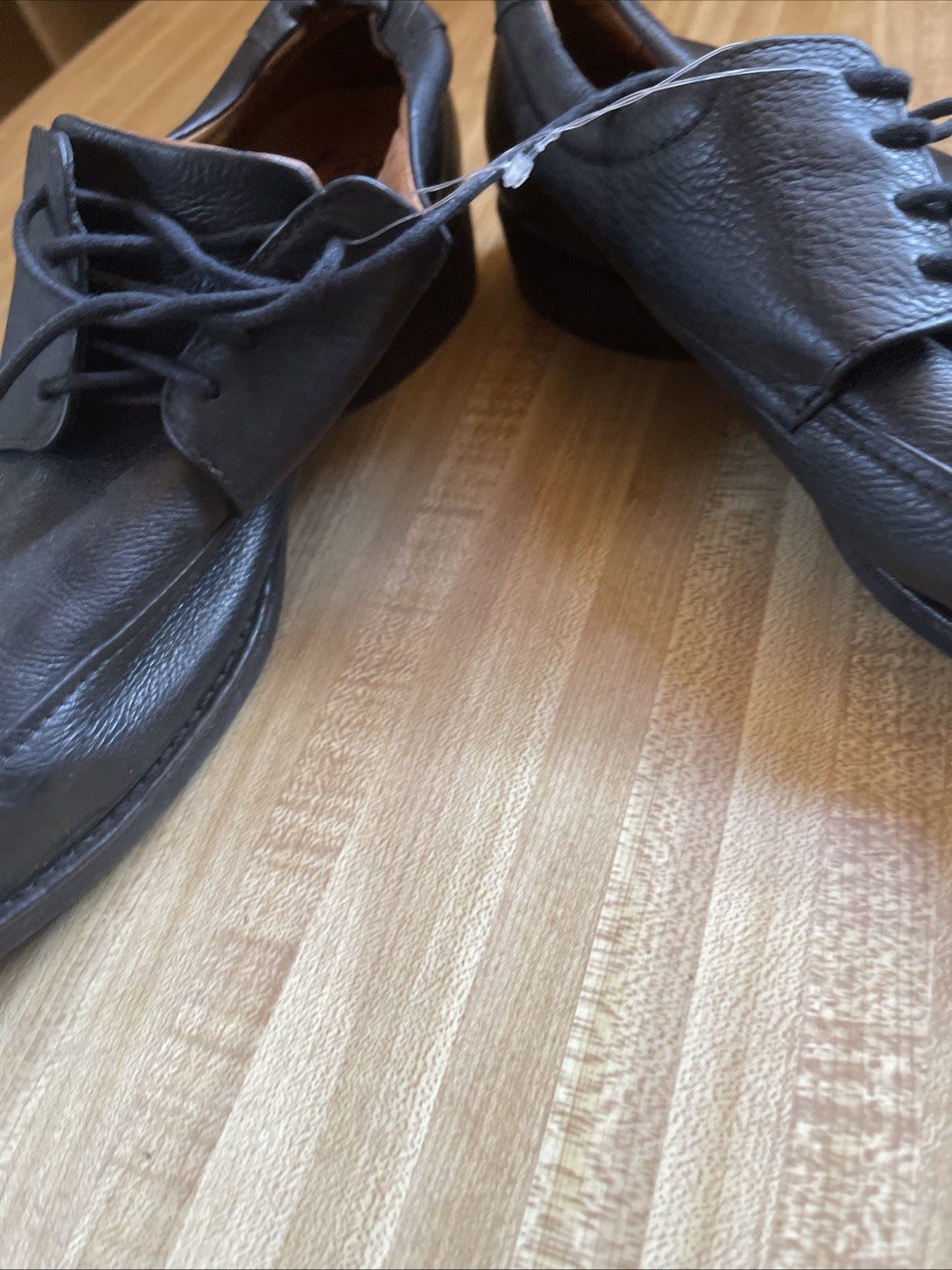 Wallin Bros Shoes 10