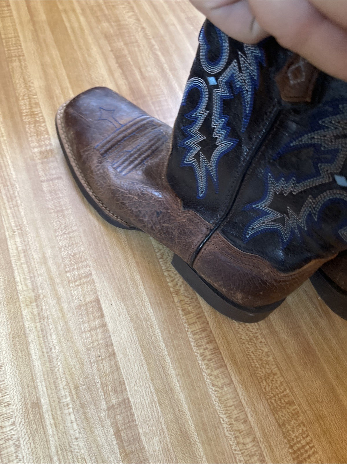 Ariat Boots Size 4
