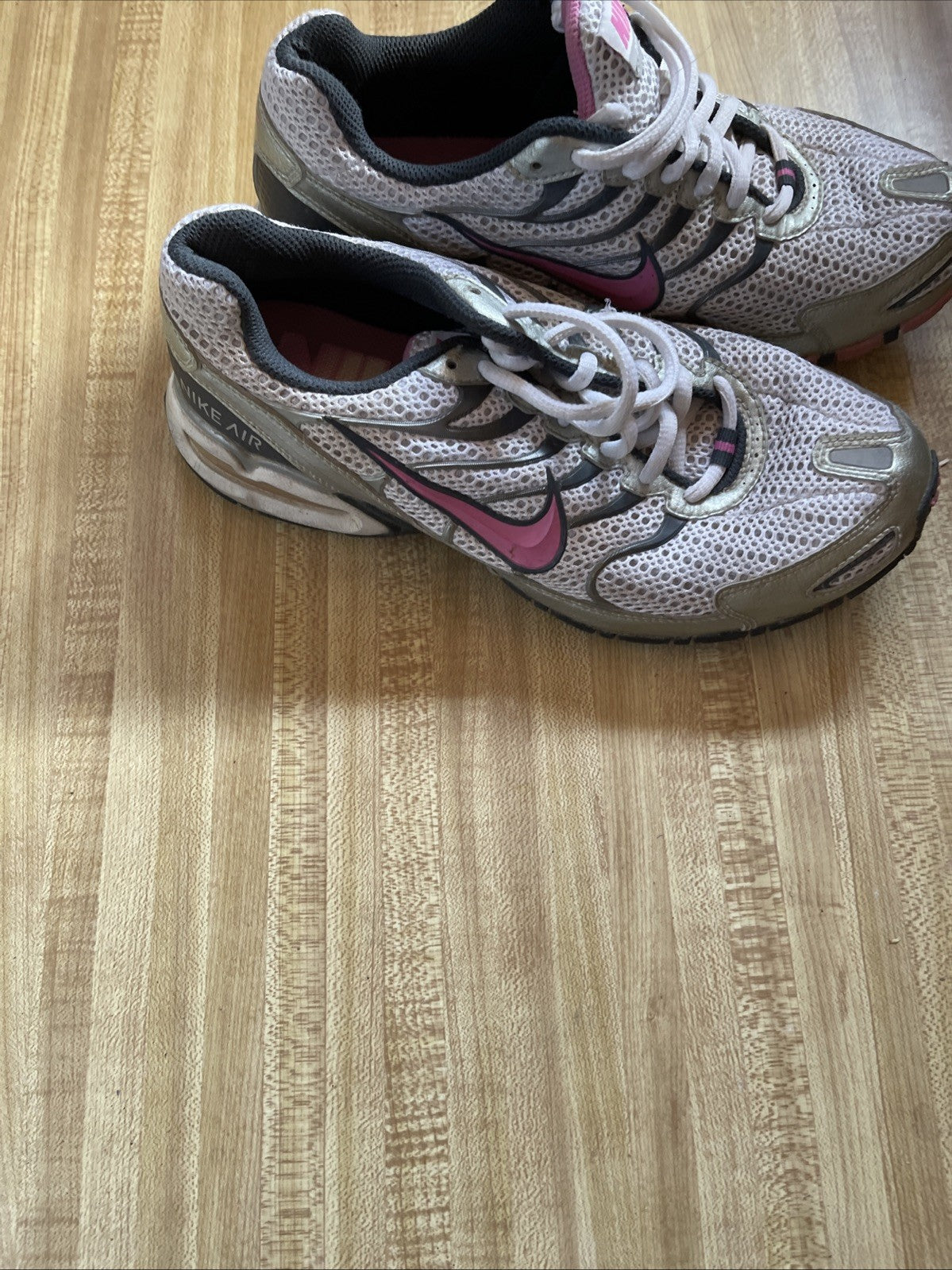Nike Torch 4 Size 8