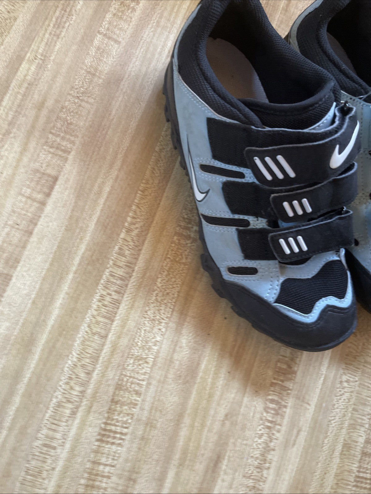 Nike Cycling Shoes Women’s 8