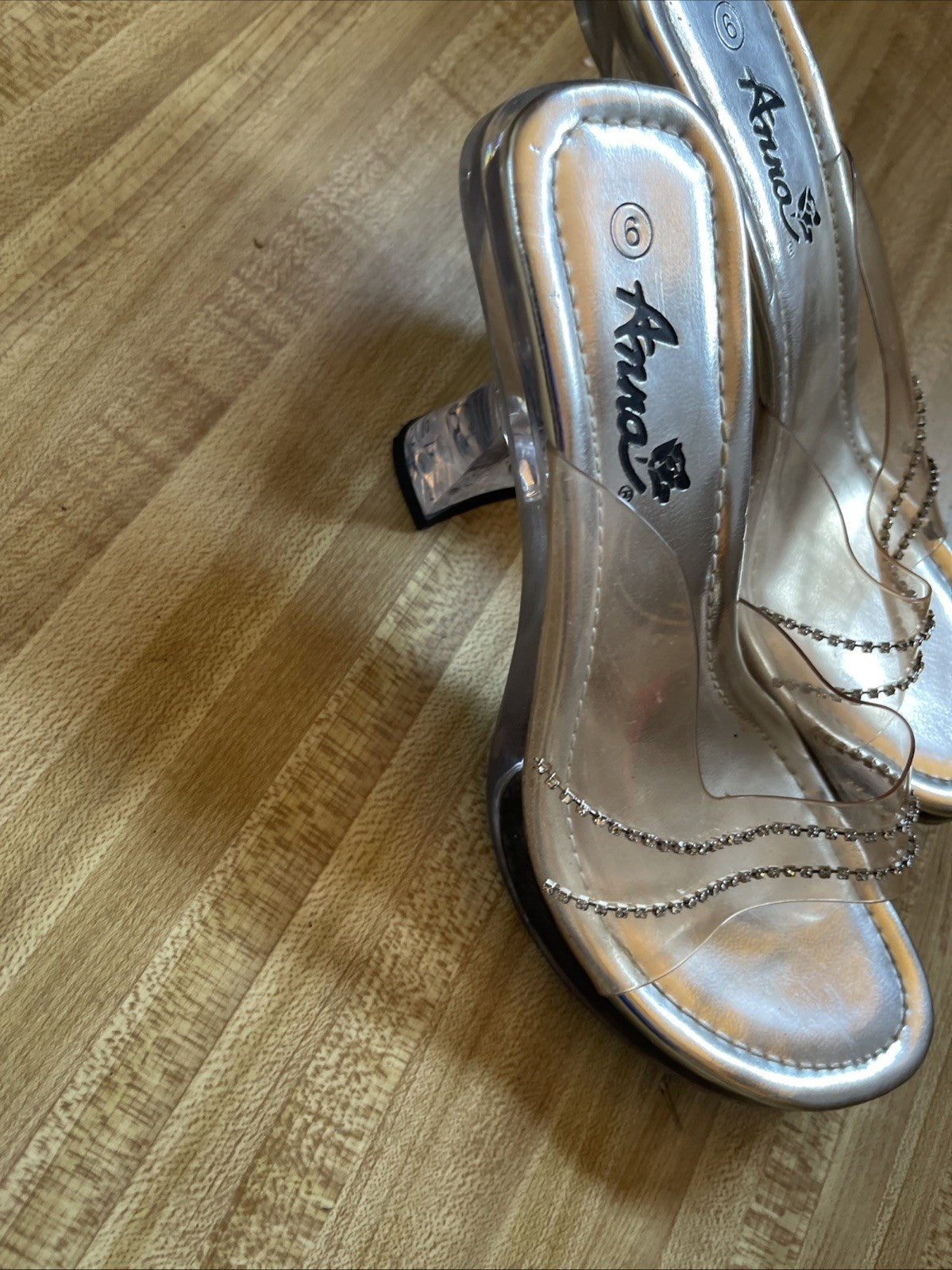 Anna Heels 6