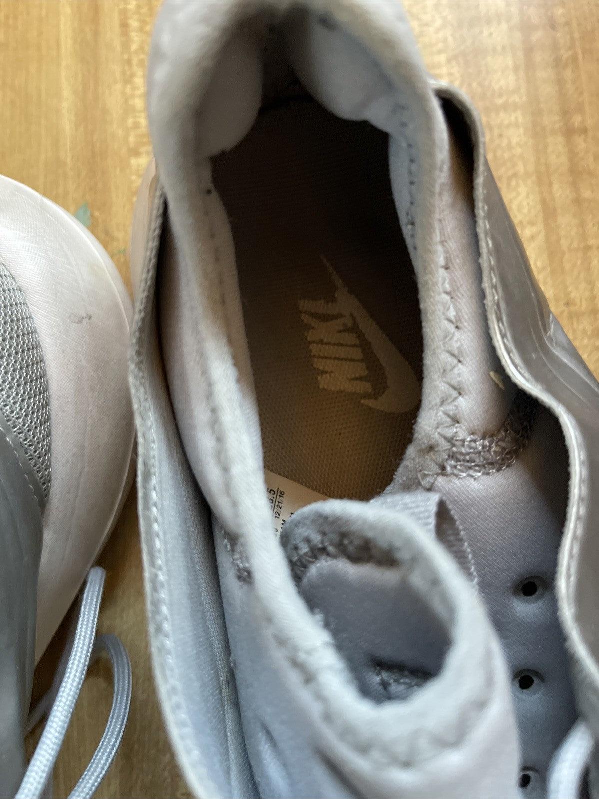 Nike Roshe Two Metallic Silver 10.5