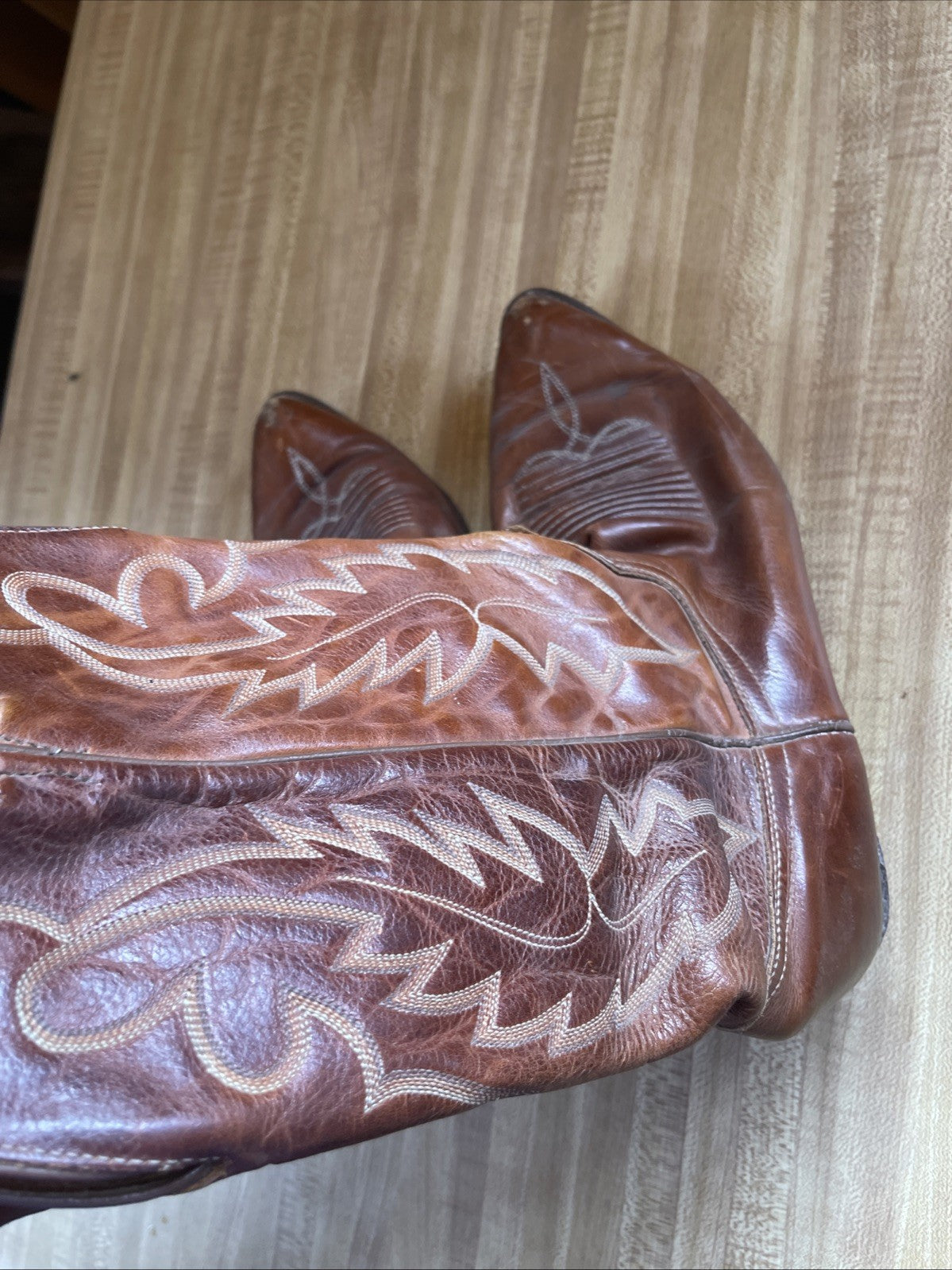 j chisholm cowboy boots 8.5d