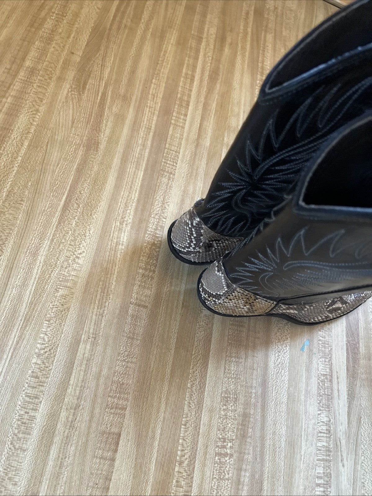 Vintage Cowboy Boots 6
