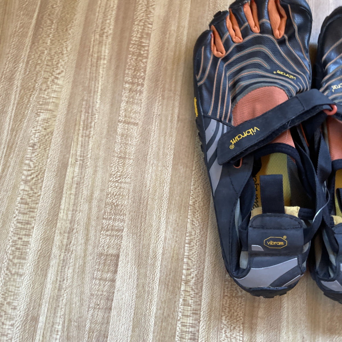 vibram fivefingers 44/11