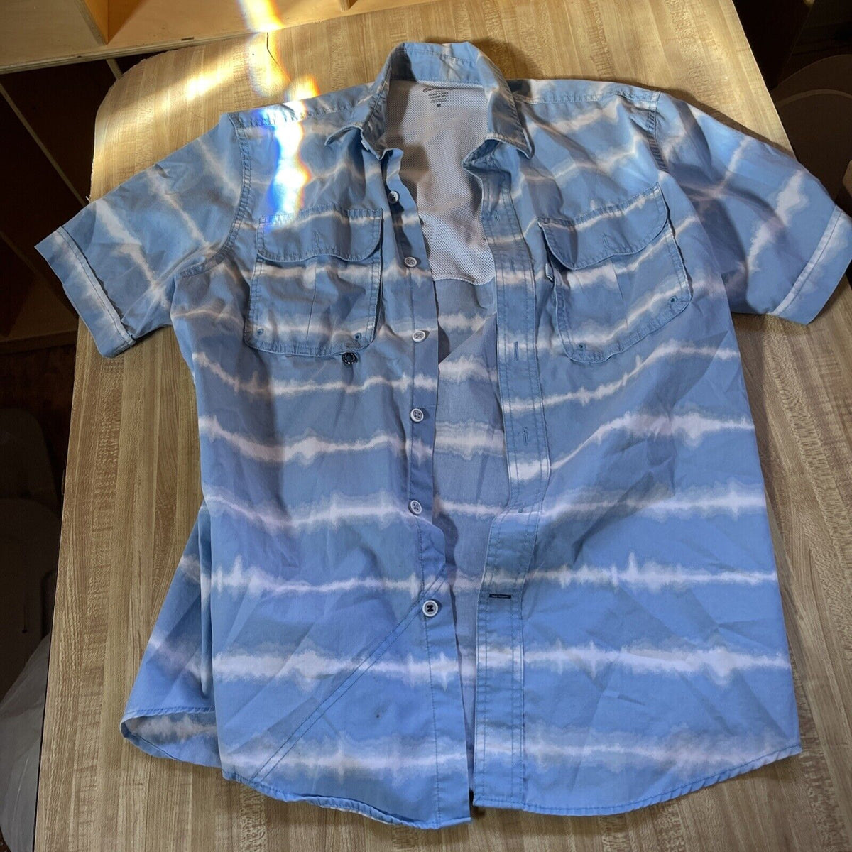 Izod Saltwater Vented Shirt Medium 