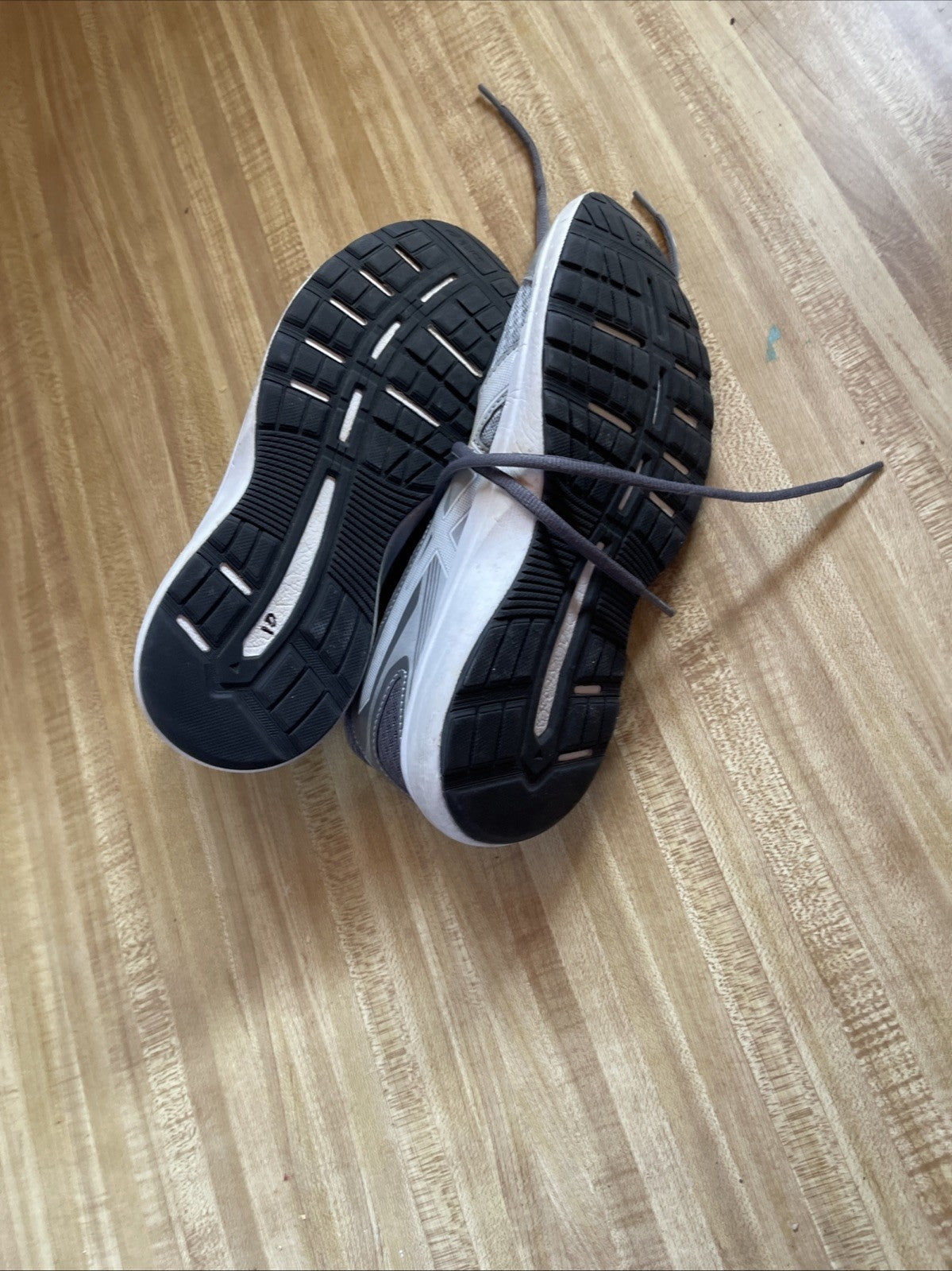 ASICS Size 9