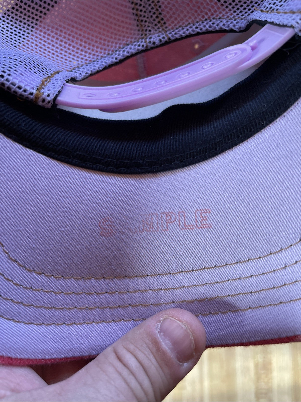 Von Dutch Sample SnapBack 