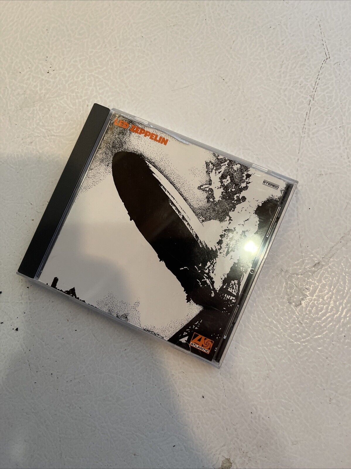 Led Zeppelin 1 - Audio CD By Led Zeppelin - GOOD