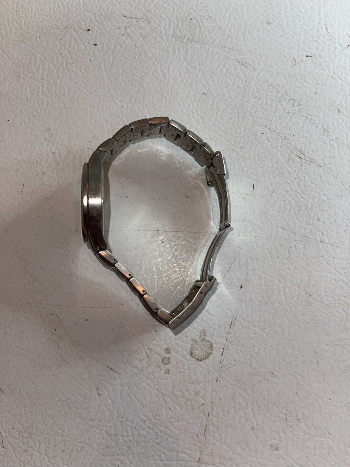 Lorus Men’s Watch Needs Battery