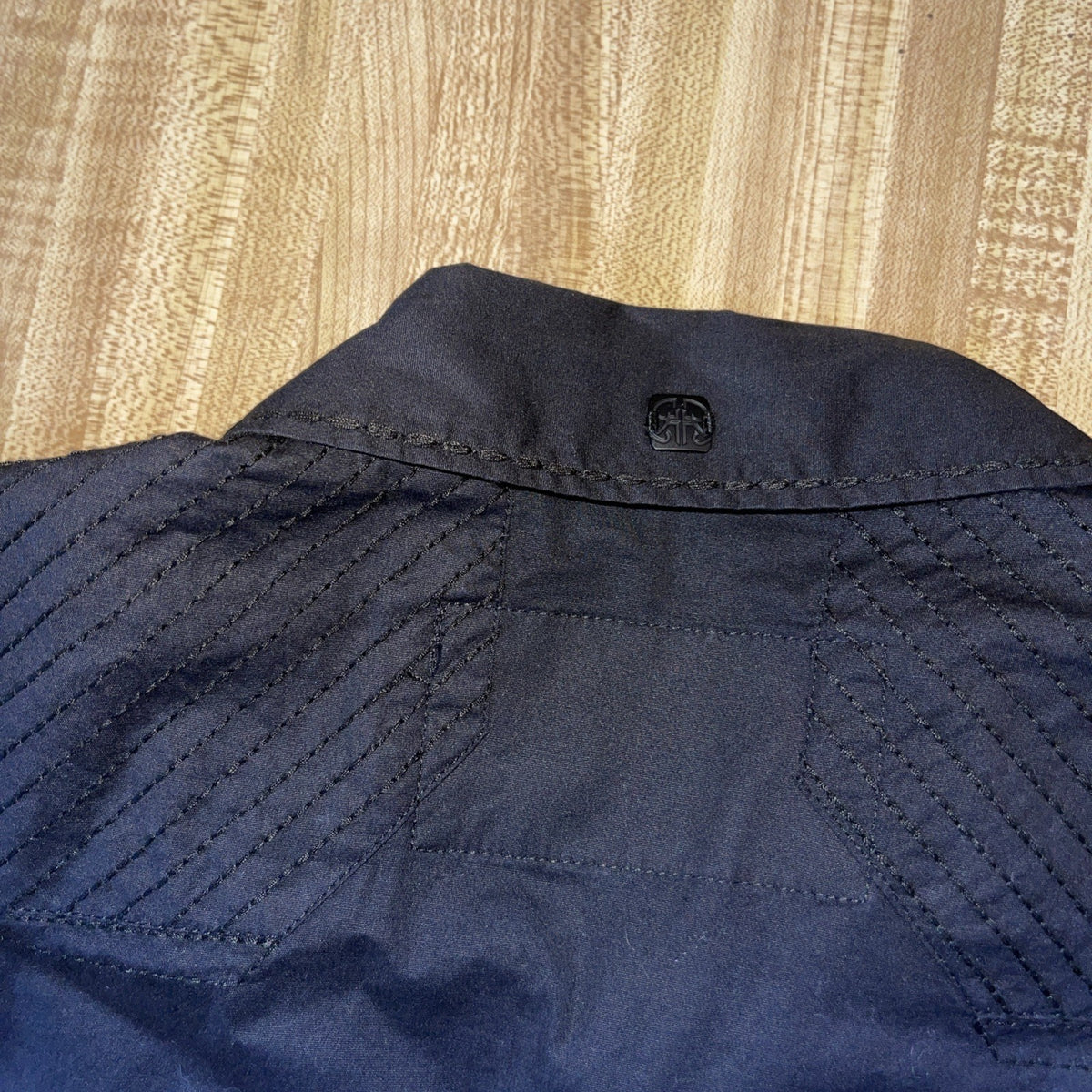 Roar Refined Button Up Large 