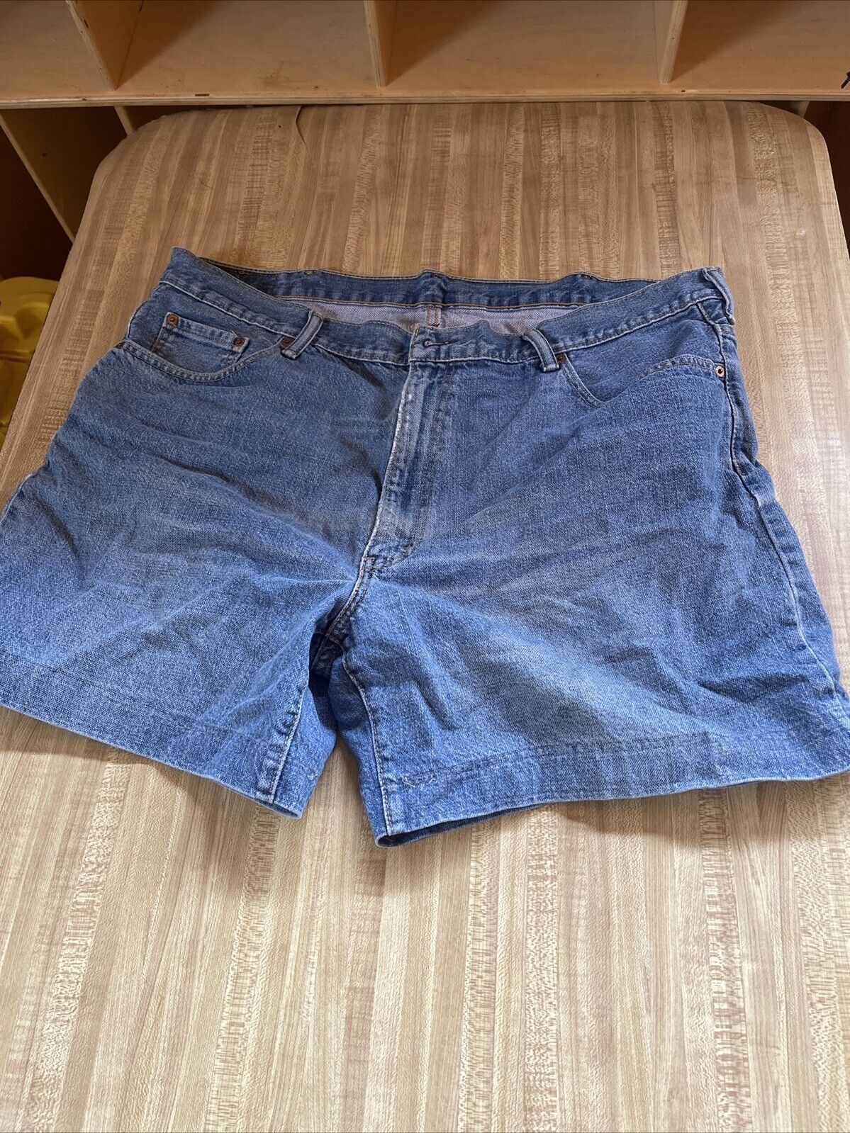Levi’s 550 Jorts 44