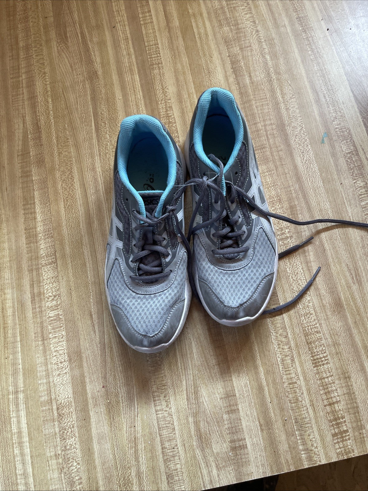 ASICS Size 9