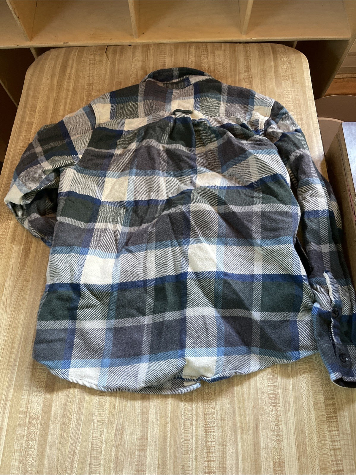 Orvis Heavy Flannel Shacket Medium 