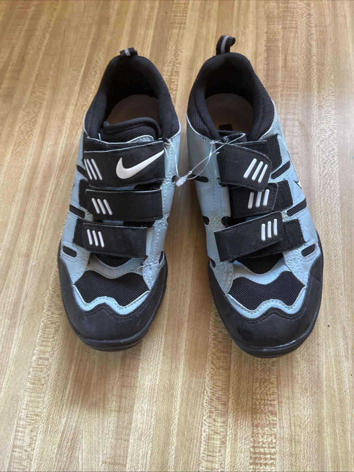 Nike Cycling Shoes Women’s 8