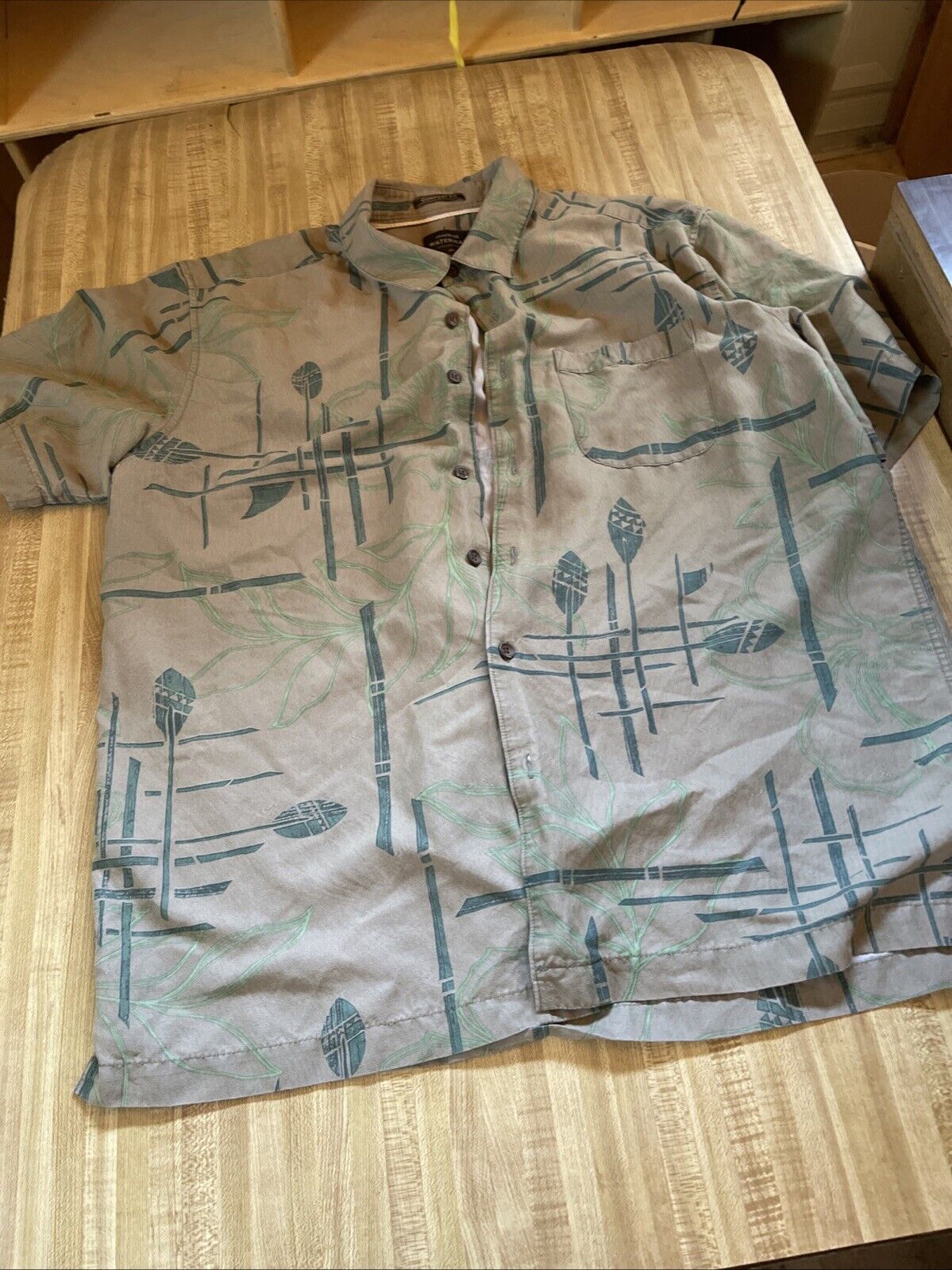 quiksilver waterman shirt large