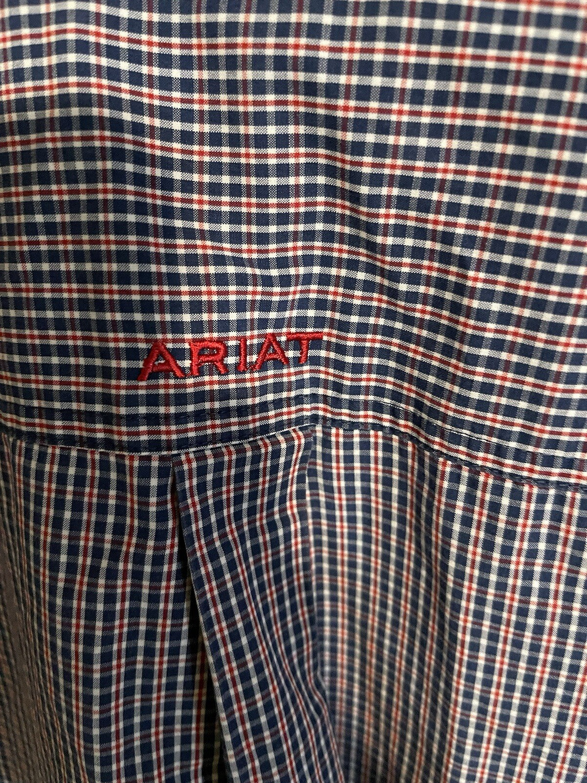 Ariat Pro Series Button Down Medium