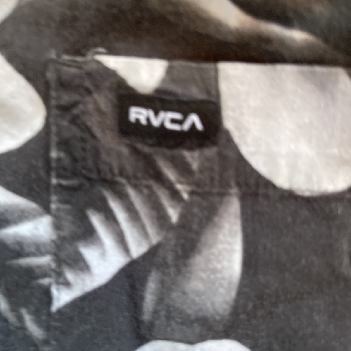 RVCA Button Up Small 