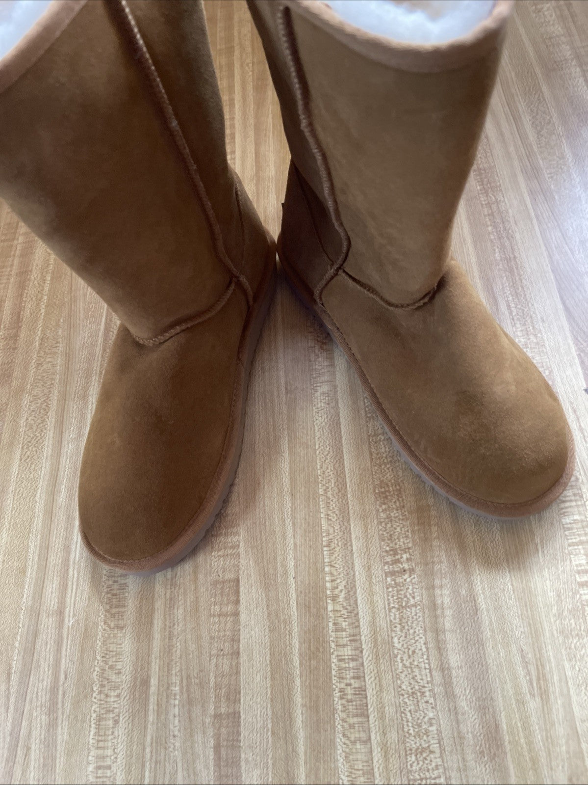 koolaburra by ugg boots Size 9