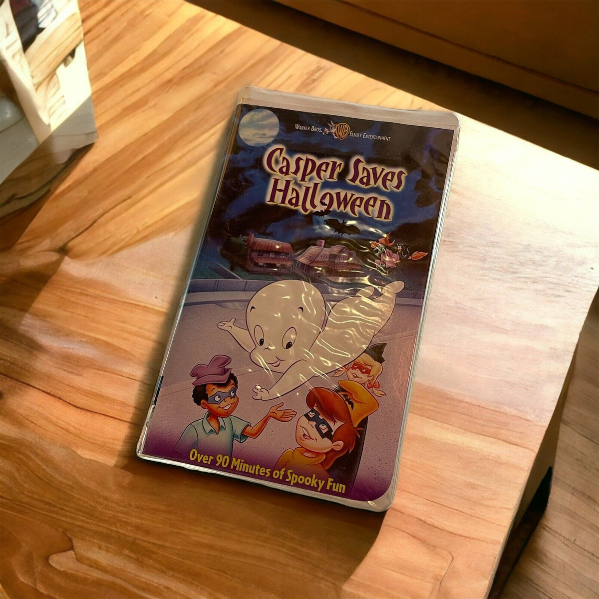 VHS Casper Saves Halloween -Warner Bros Tape