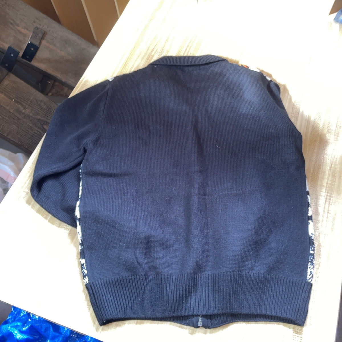 Inserch Full Zip Sweater Medium NWT 