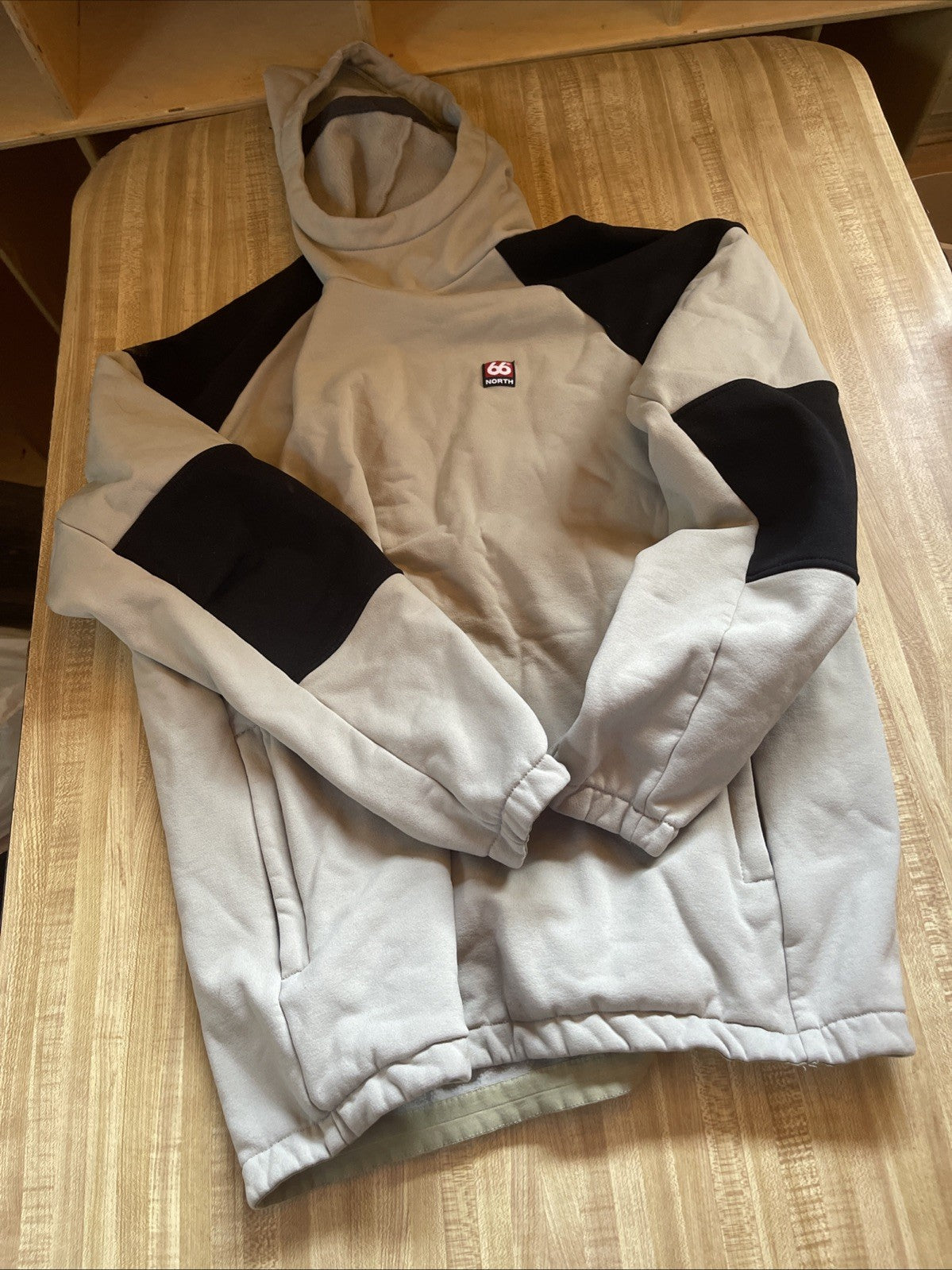 66 Degrees North Hoodie XL