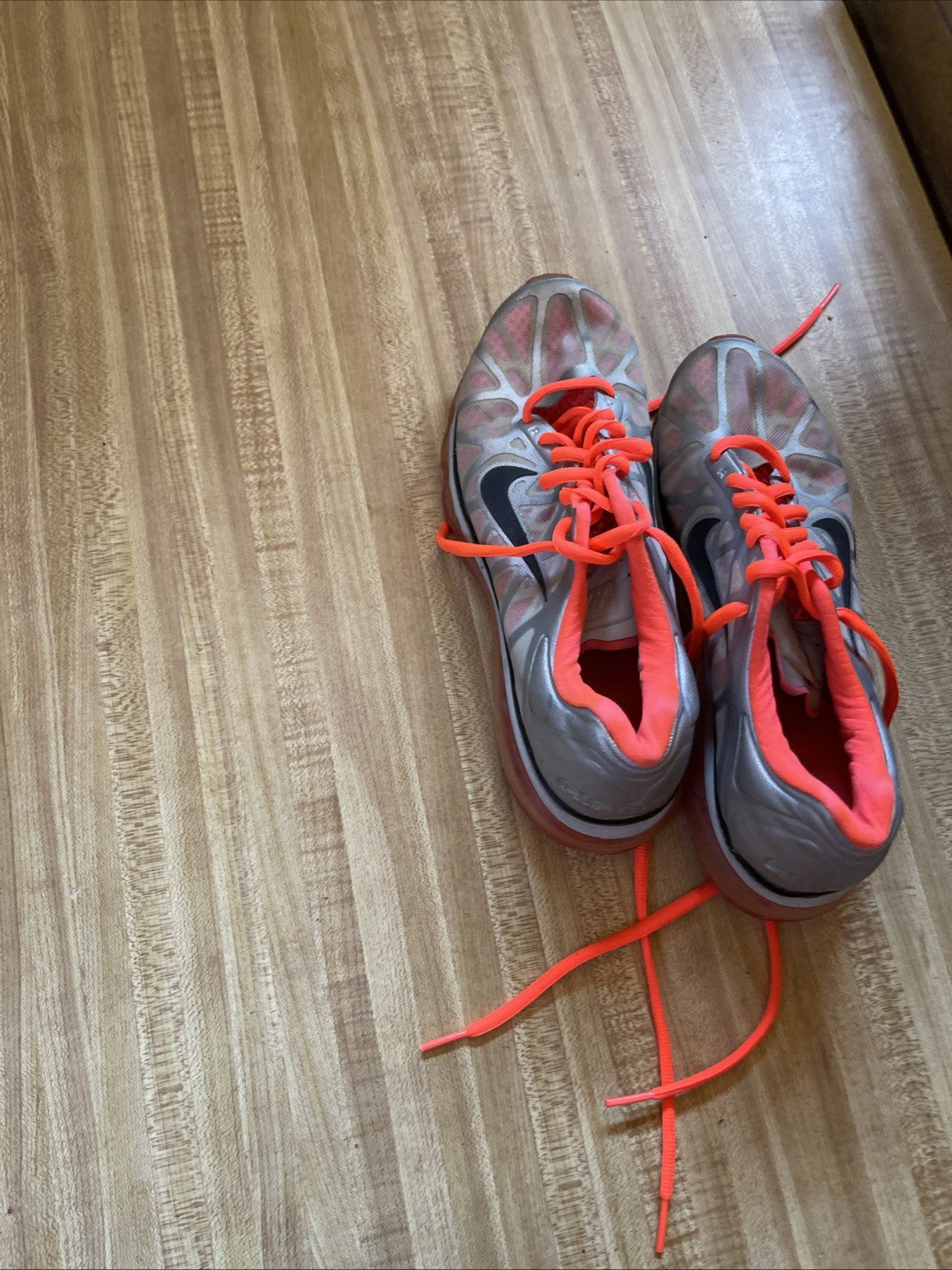 Nike Air Max Plus 7.5