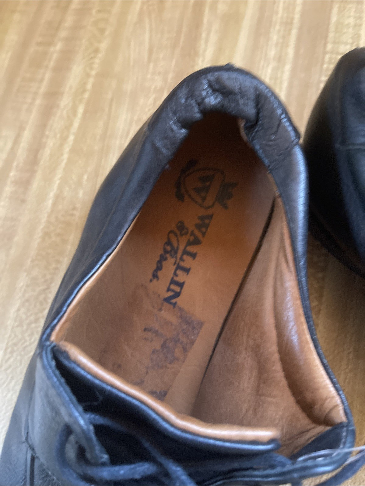 Wallin Bros Shoes 10