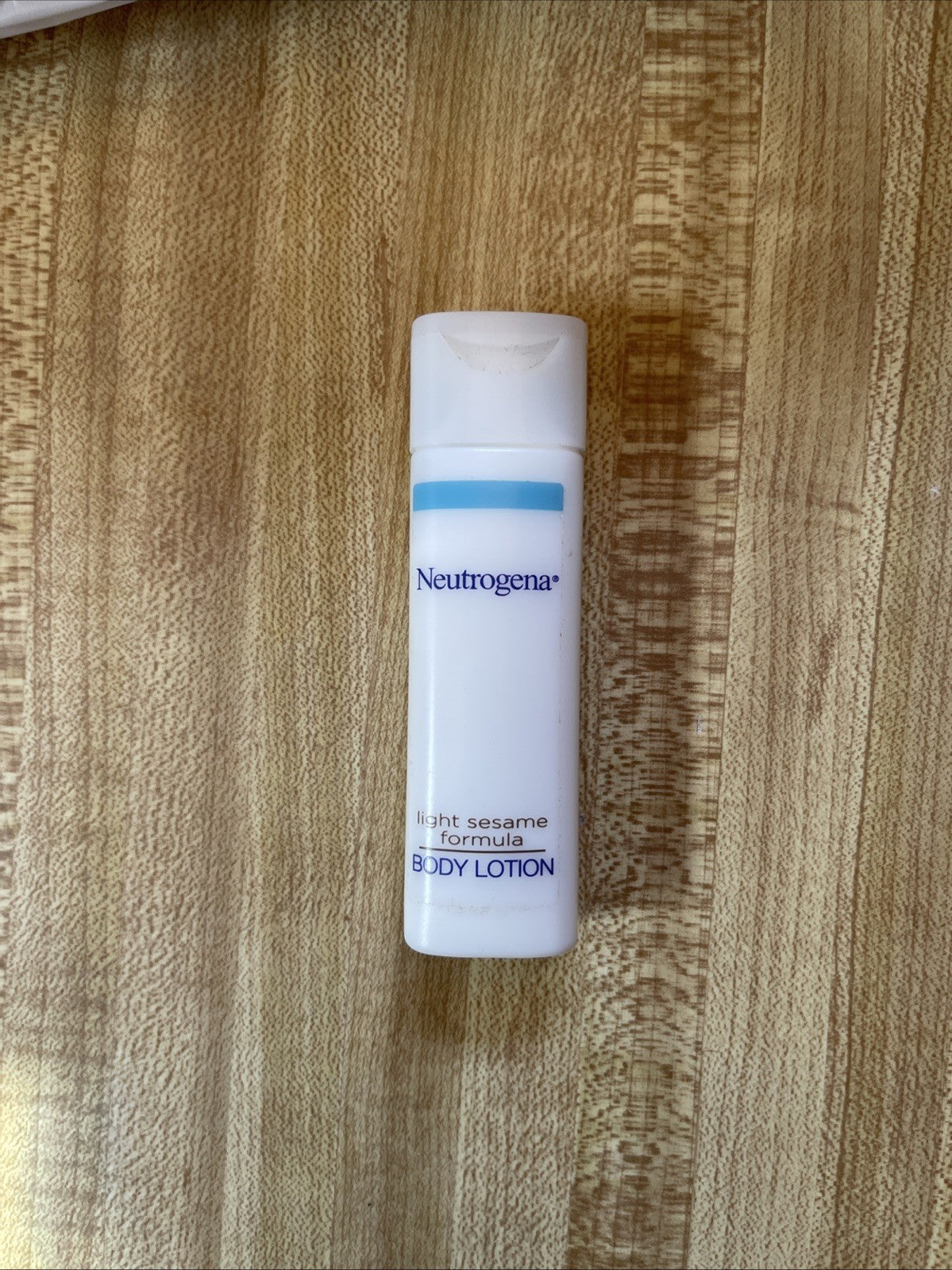 Neutrogena Light Sesame Formula Body Lotion 