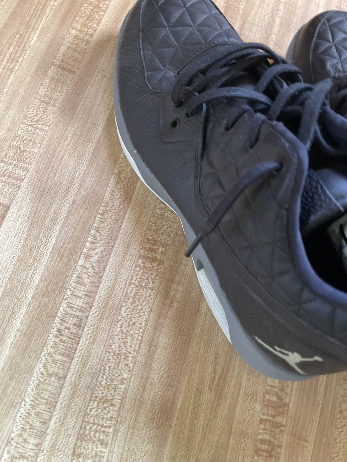 Jordan Clutch Size 11