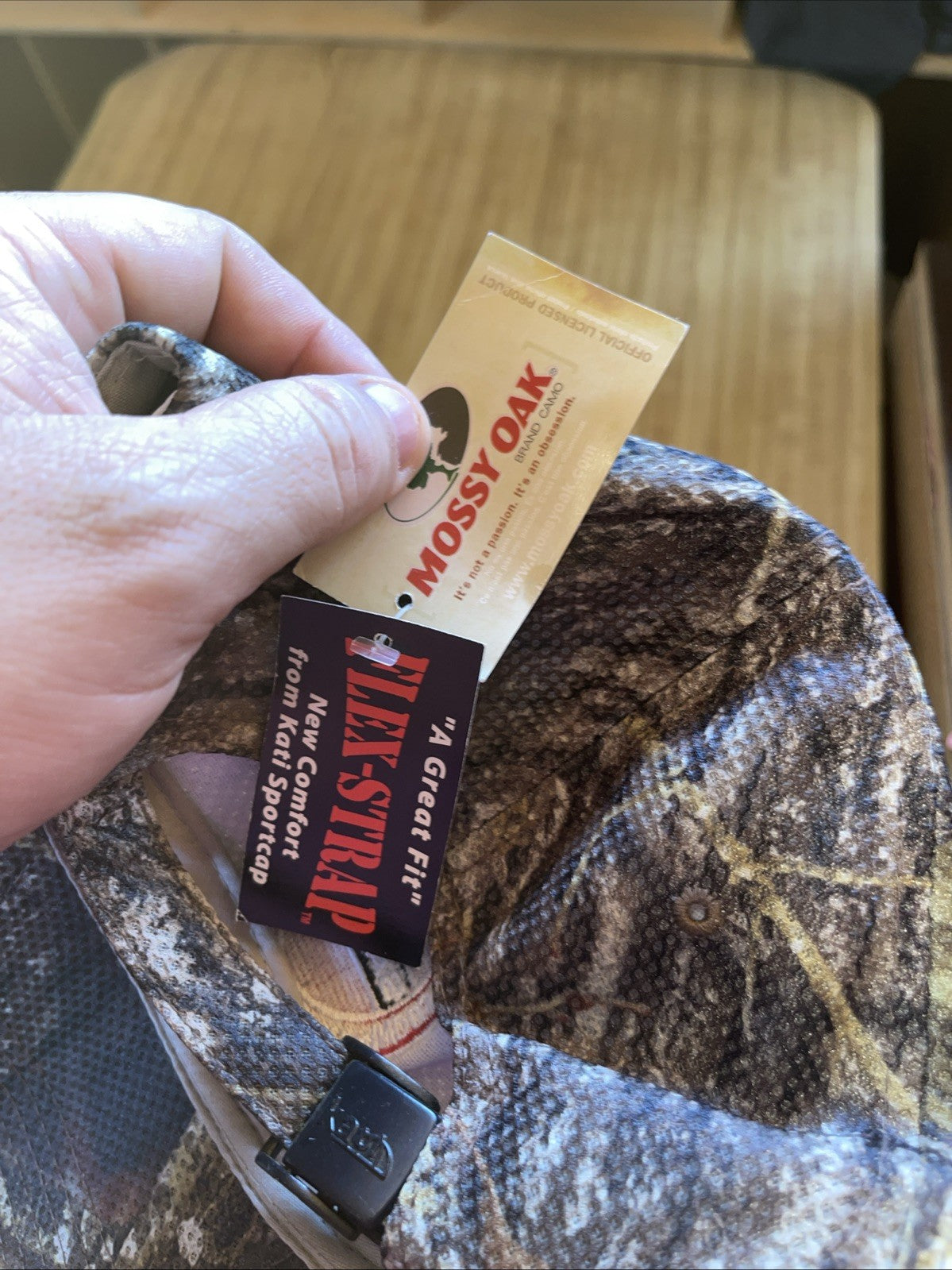 Deadstock Mossy Oak Strapback 