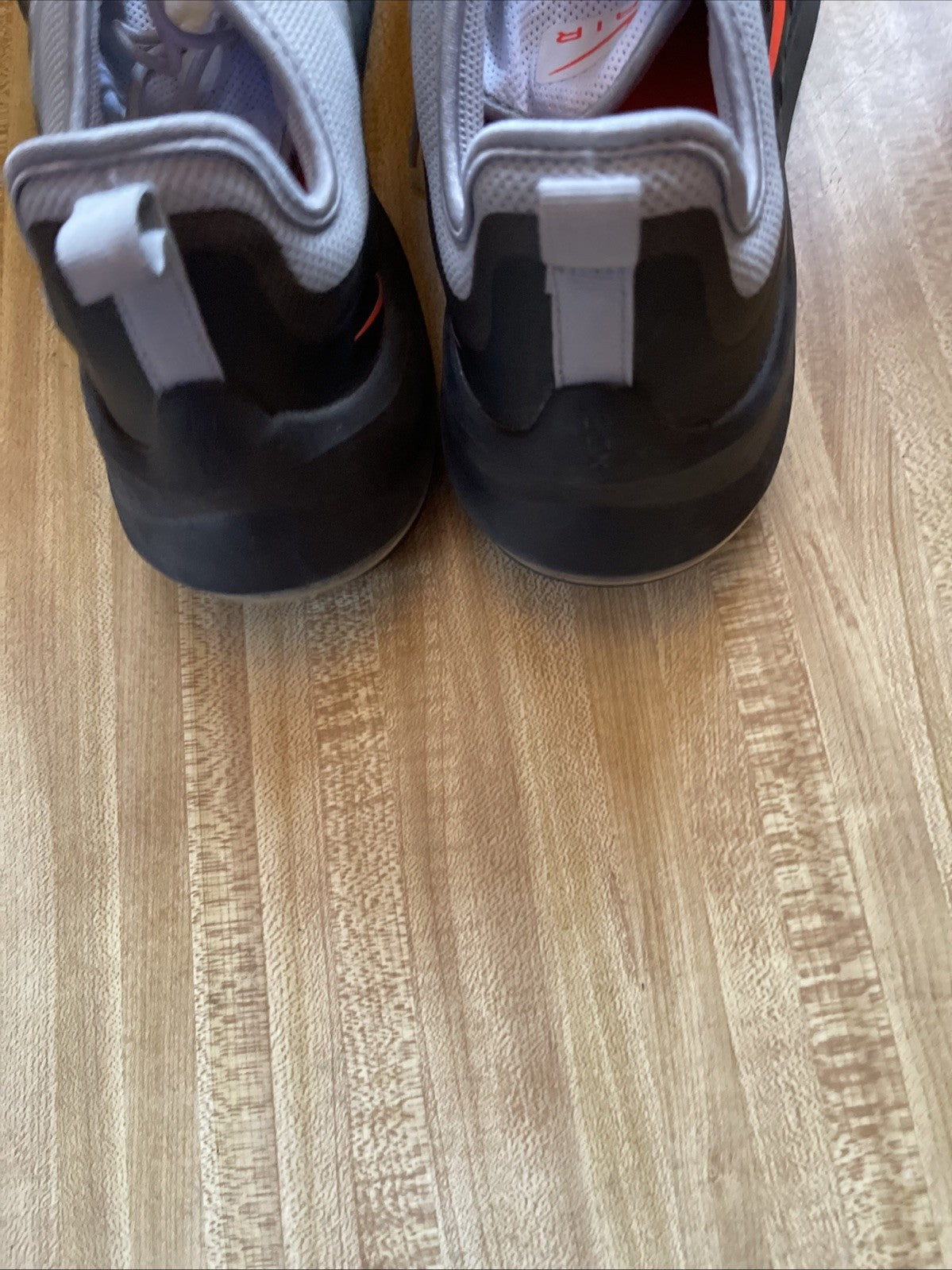 Nike Air Max Axis Size 13