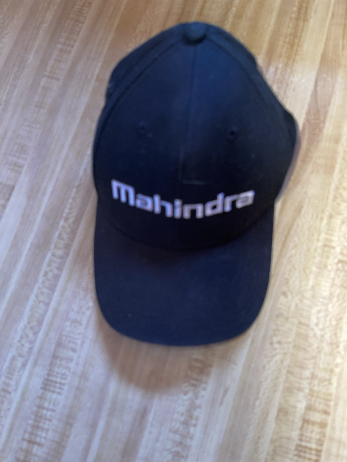 Mahindra Strapback 