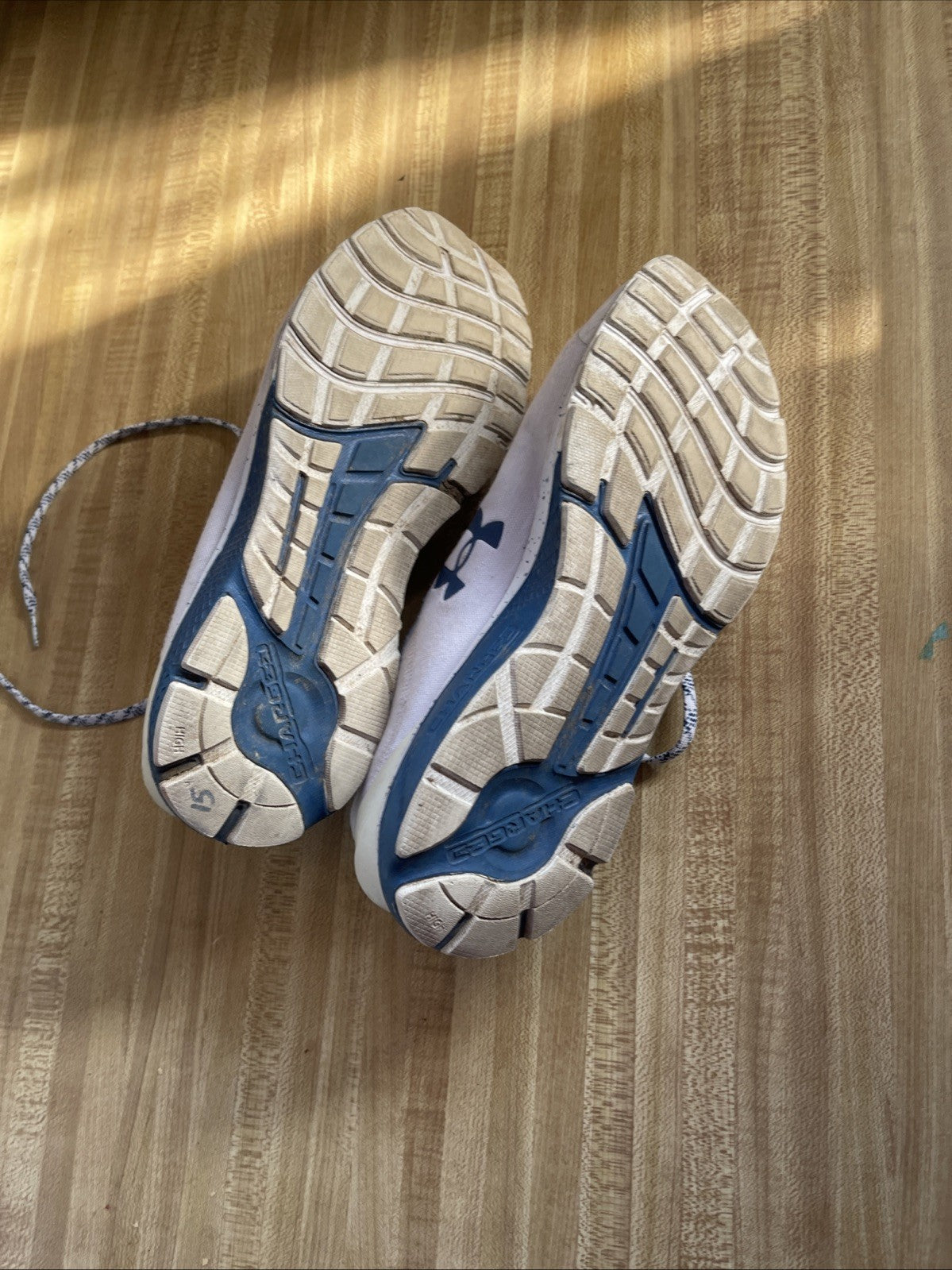Under Armour Charged Escape Size 9.5