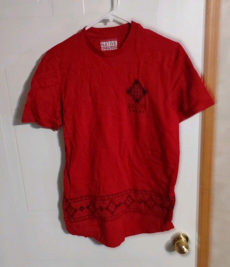 Native Borne T Shirt Small 