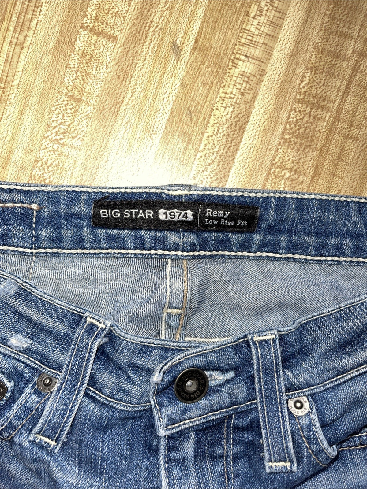 Big Star Remy Low Rise Jeans 24