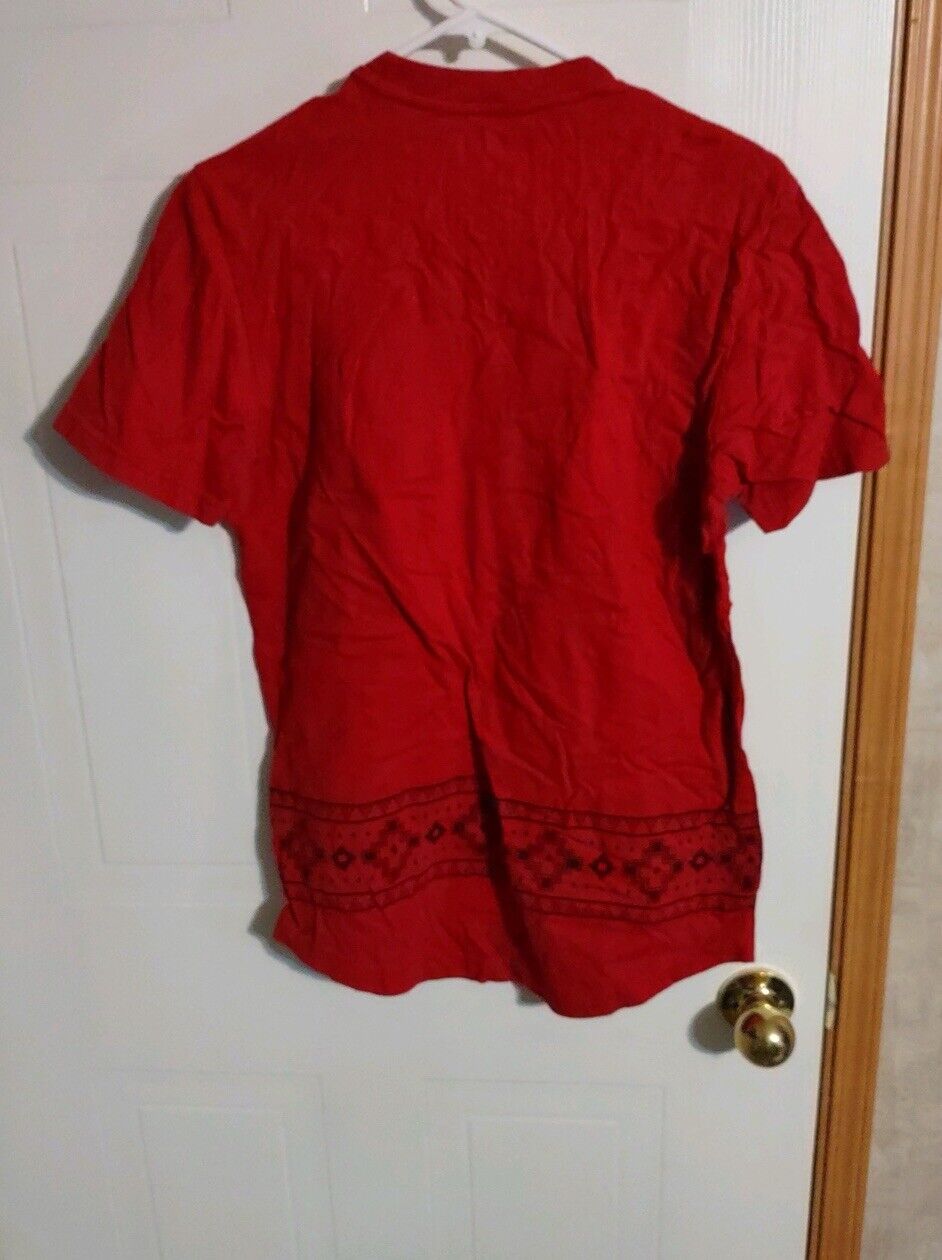 Native Borne T Shirt Small 