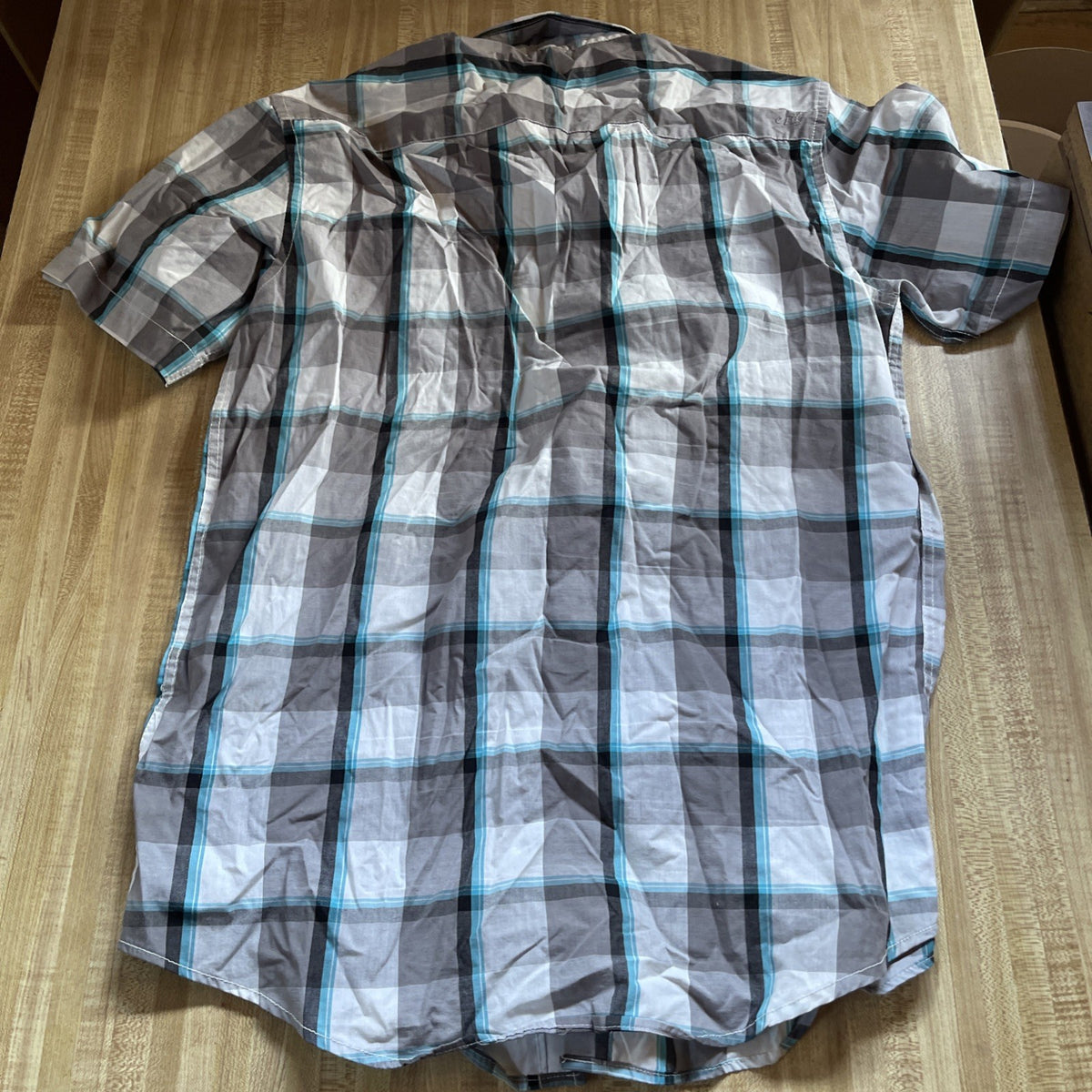 Coastal Button Up Medium 